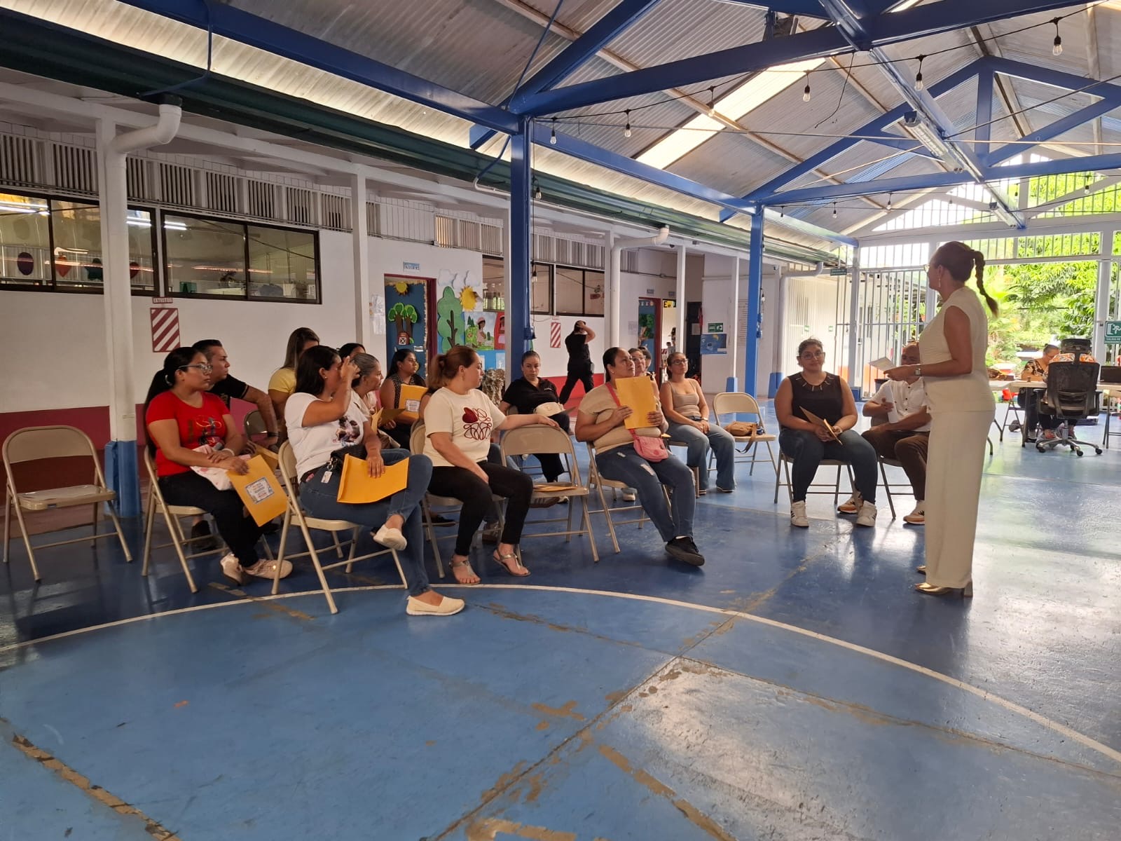 Círculo de trabajo durante el taller